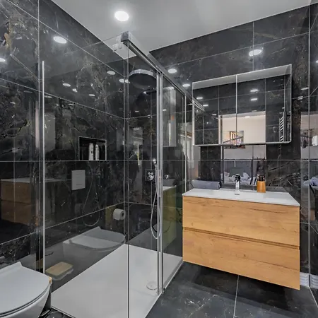 V4 Aguia Vermelha By Interhome