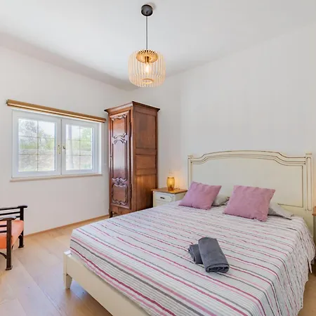 V4 Aguia Vermelha By Interhome * باديرن